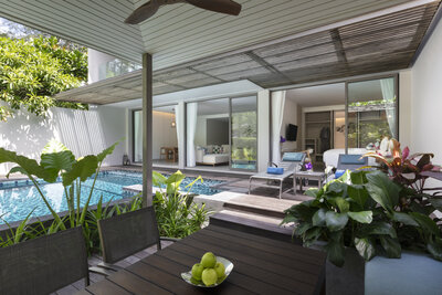 2Bedroom_Deluxe_Pool_Suite_Sala_Final