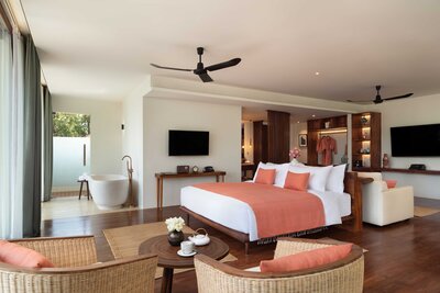 21_Riverview_Suite_Bedroom_Angle_2_Final