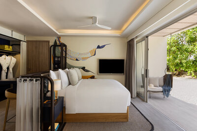 Avani_Plus_Fares_Maldives_Resort_Guest_Room_Premium_Beachfront_Room_2