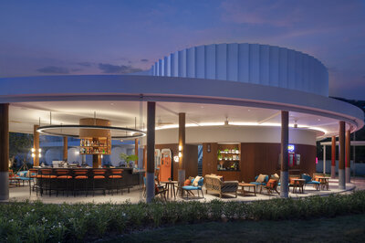Avani_Chaweng_Samui_Social_Bar_02