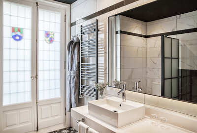 Avani_Alonso_Martinez_Room_bathroom_deluxe-6067x4115