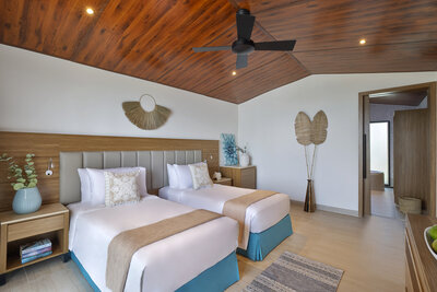 Anantara_World Islands_Dubai_Resort_Guest_Room_Ocean_View_Room_Bedroom_Twin_Beds_2