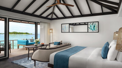 Anantara_Veli_Maldives_Resort_Superior_Over_Water_Villa_Bedroom_views-6200x3487