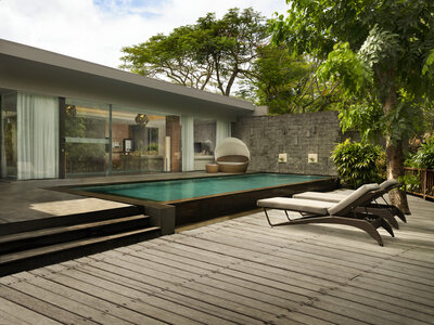 Anantara_Uluwatu_Bali_Resort_Guest_room_Three_Bedroom_Garden_View_Pool_Villa_Pool_Daytime-8256x6192