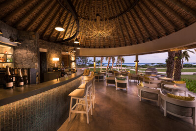 Anantara_Iko_Mauritius_Resort_And_Villas_Bar_Sea_Fire_Salt-8256x5504