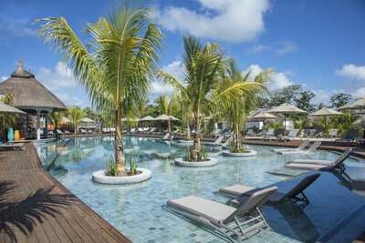 Anantara_Iko_Mauritius_Aqua_Pool_Exterior_Pool_View