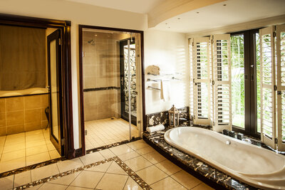Anantara_Bazaruto_Island_Resort_Guest_Room_Villa_Bathroom