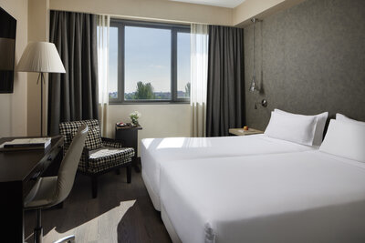 NH_Alcorcon_Room_standard_exterior_day_light