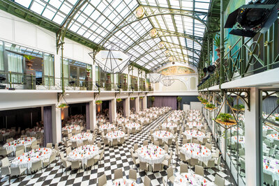 Anantara_Grand_Hotel_Krasnapolsky_Amsterdam_Meeting_Room_Wintergarden_meeting_room_banquet_setting-6697x4465