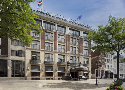 Anantara_Grand_Hotel_Krasnapolsky_Amsterdam_Building_Front_Facade-8005x5792