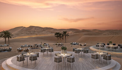 Qasr_Al_Sarab_Desert_Resort_by_Anantara_Restaurants_Al_Falaj_Aerial