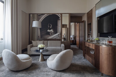 Anantara_Palais_Hansen_Vienna_Hotel_Guest_Room_ANANTARA_SUITE_KING_Living_Room_Connecting_View_01