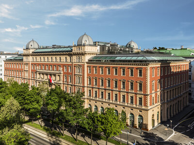 Anantara_Palais_Hansen_Vienna_Hotel_Exterior_View_Side