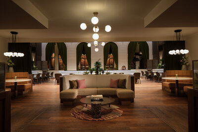 Anantara_Palais_Hansen_Vienna_Brasserie_Sophie_Arrival
