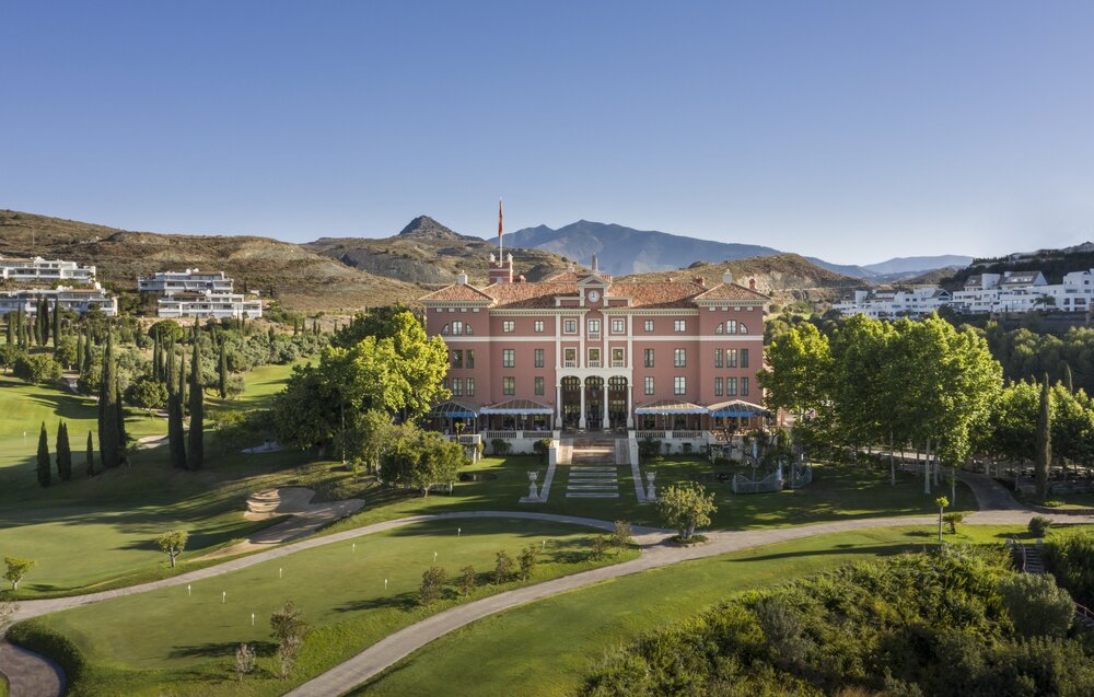 Anantara_Villa_Padierna_Palace_Benahavis_Marbella_Resort_Exterior_View_Property_Facade_And_Grounds.jpg
