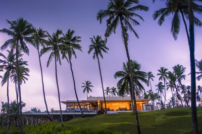 Anantara_Peace_Haven_Tangalle_Resort_Restaurant_Il_Mare_Exterior_At_Sunset