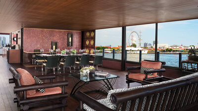 Anantara_Riverside_Bangkok_Resort_Restaurant_Loy_River_Song_Interior