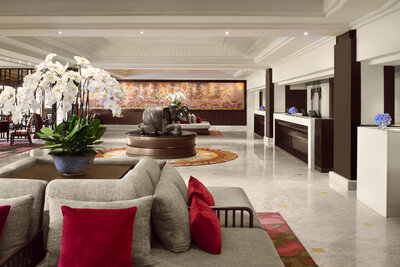 Anantara_Riverside_Bangkok_Resort_Lobby_View_Reception