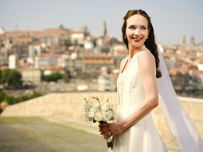 Tivoli_Kopke_Porto_Gaia_Hotel_Lifestyle_Weddings_Bride_2 (1).jpg