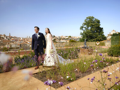 Tivoli_Kopke_Porto_Gaia_Hotel_Lifestyle_Weddings_Bride_Groom_Garden.jpg