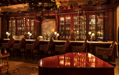 The_Royal_Livingstone_by_Anantara_Restaurant_Travellers_Bar (2)