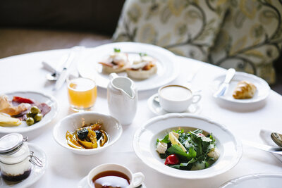 The_Royal_Livingstone_by_Anantara_Restaurant_Breakfast_Table