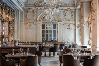 Anantara_New_York_Palace_Budapest_Hotel_Restaurant_White_Salon_Dining_Area-8508x5672