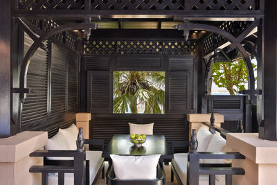 Anantara_The_Palm_Dubai_Resort_Guest_Room_Two_Bedroom_Beach_Pool_Villa_Outdoor_Lounge