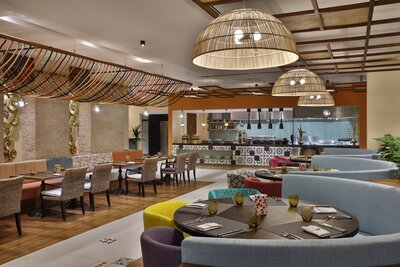 Anantara_The_Palm_Dubai_Resort_Restaurant_Crescendo_Renovated