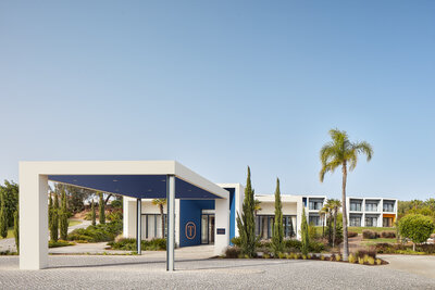 Tivoli_Alvor_Algarve_Resort_Facade_2 (1).jpg