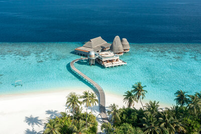 Anantara Kihavah Maldives Villas - SEA FIRE SPICE SKY Beach Island Aerial