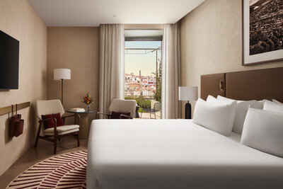 Tivoli_Kopke_Porto_Gaia_Hotel_Guest_Room_Deluxe_River_View_Terrace_1-4332x2888 (1)