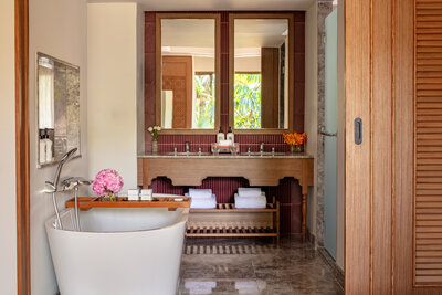 Anantara Hua Hin Resort - Family Pool Suite Bathroom