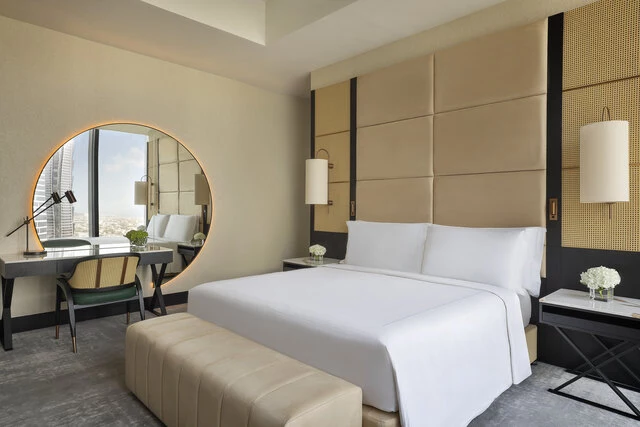 Anantara_Downtown_Dubai_Hotel_Royal_Suite_Bedroom