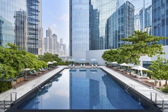 Anantara_Downtown_Dubai_Hotel_Pool_View_Overview_Horizontal
