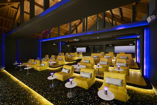 Banana_Island_Resort_Doha_by_Anantara_Cinema