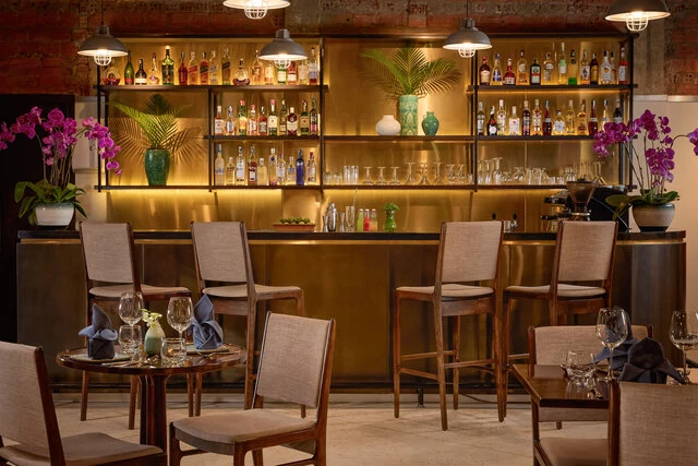 Anantara_Hoi_An_Resort_Art_Space_Interior_Bar