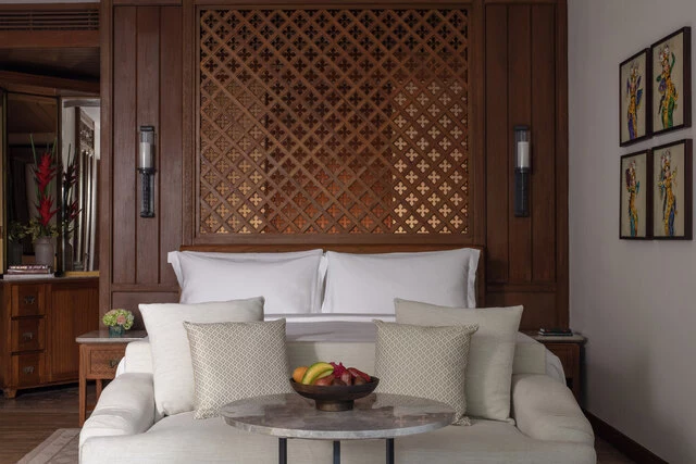 Anantara_Ubud_Bali_Resort_Guest_Room_All_Suite_Bedroom_Looking_In