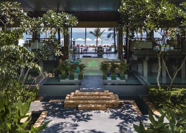 Anantara_Bophut_Koh_Samui_Resort_Guilty_Entrance