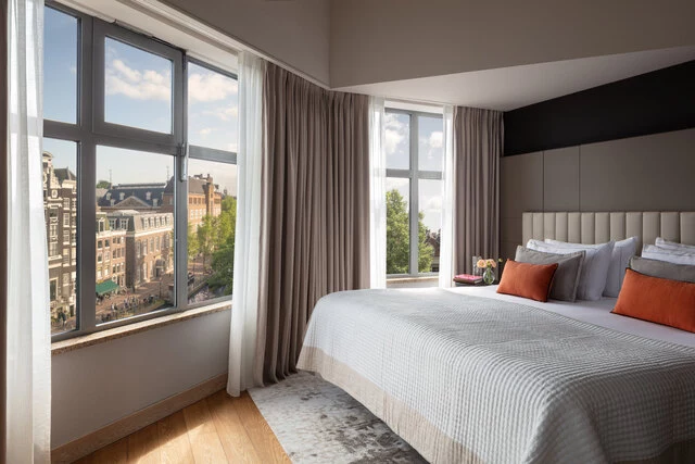 Anantara_Grand_Hotel_Krasnapolsky_Amsterdam_Presidential_Suite_Roof_Top_Terrace_Master_Bedroom