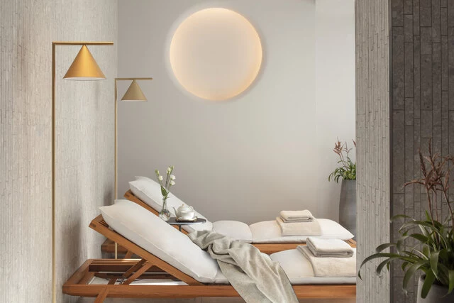 Anantara_Grand_Hotel_Krasnapolsky_Amsterdam_Spa_Relaxation_Area_blanket-8688x5792