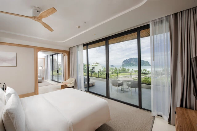 Anantara_Koh_Yao_Yai_Resort_And_Villas_Guest_Room_Grand_Family_Sea_View_Suite_Interior_Bedroom_1