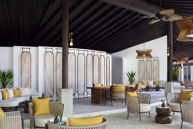 Anantara_Veli_Maldives_Resort_Reception-5700x3800
