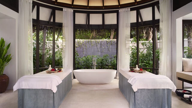 Anantara_Veli_Maldives_Resort_Spa-6200x3488
