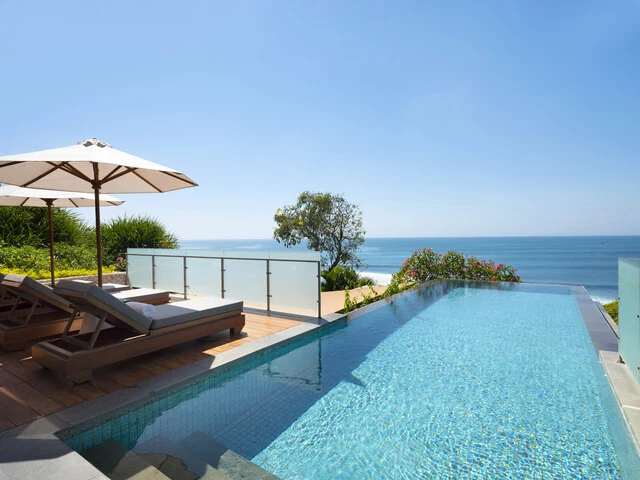 Anantara_Uluwatu_Bali_Resort_Guest_Room_Two_Bedroom_Ocean_Front_Pool_Villa_Pool_Sun_Loungers-6000x4500