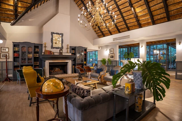Anantara_Stanley_&_Livingstone_Victoria_Falls_Hotel_Lounge