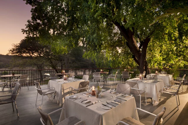 Anantara_Stanley_&_Livingstone_Victoria_Falls_Hotel_Dining_Sunset