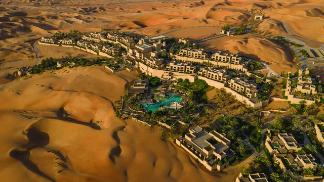 Qasr_Al_Sarab_Desert_Resort_by_Anantara_Exterior_View_ Aerial_View_Resort-7087x3982