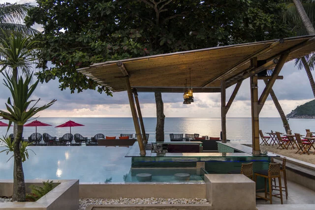 Anantara_Rasananda_Koh_Phangan_Villas_Property_Amenity_Bar_Lounge_Edge20_Pool_Bar-6000x4016