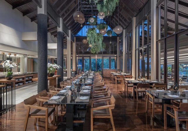 Anantara_Mai_Khao_Phuket_Villas_Restaurant_LaSala_Indoor